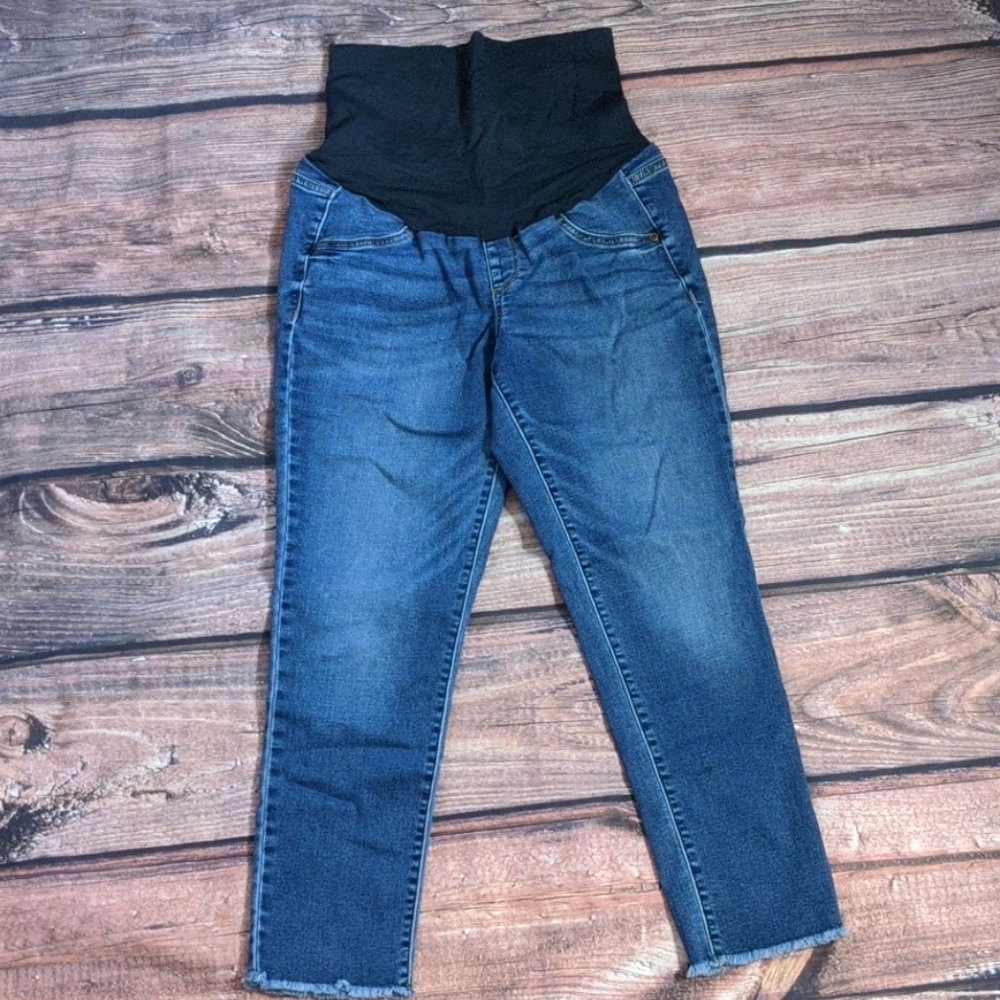 Maternity jeans raw hem capri